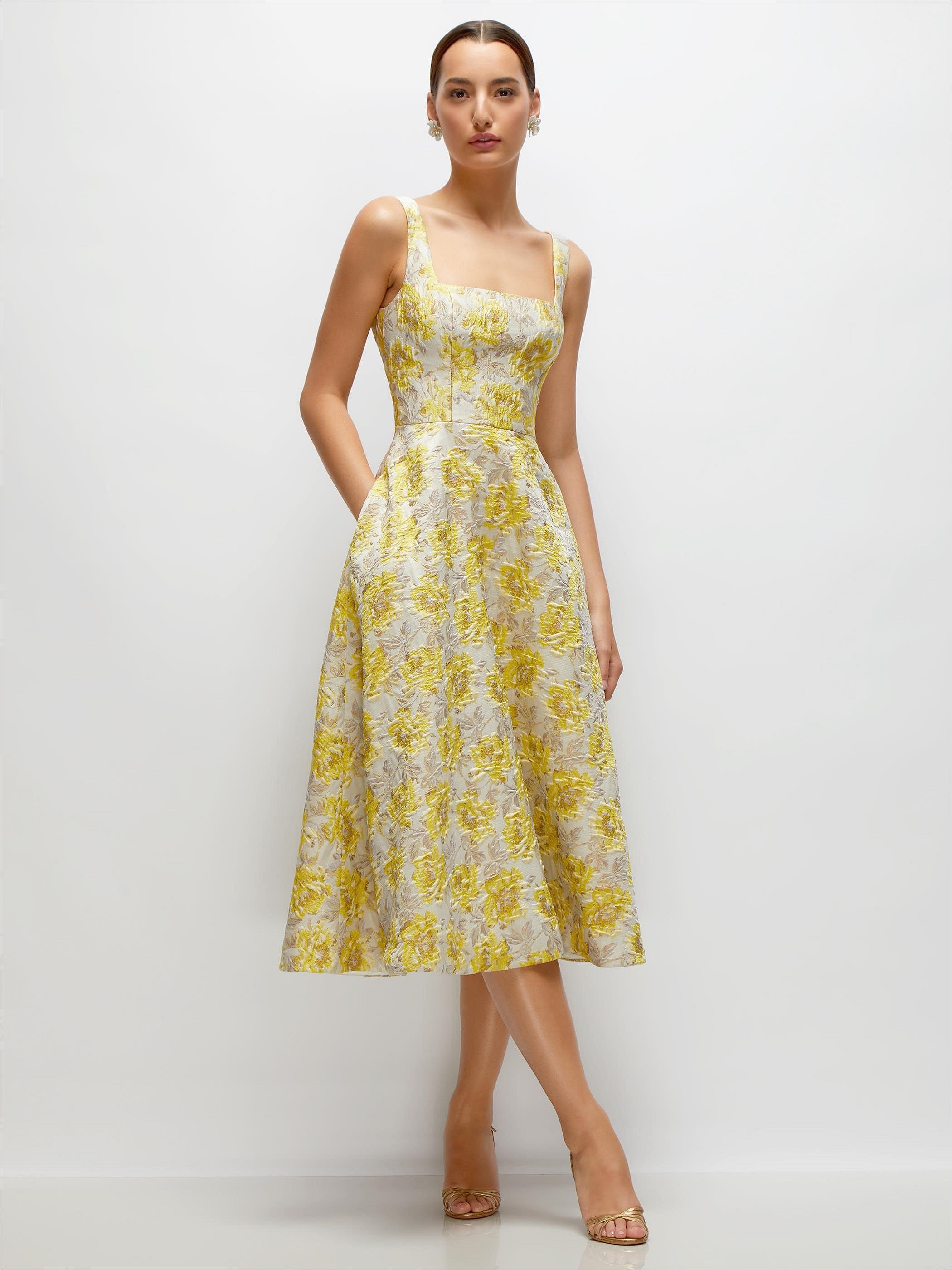ladies dresses from amazon 16 Petite-Friendly Fall to Shop, Starting at $13 spring dresses 2024 main image 0