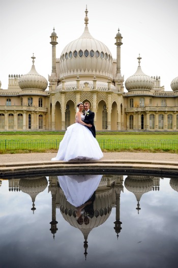 Bride and groom outside Royal Pavilion Brighton