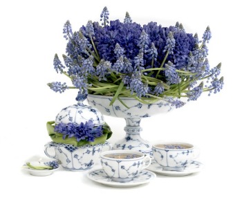 blue wedding flower centrepiece blue wedding flower centrepiece