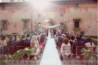 outdoor wedding in Italy 