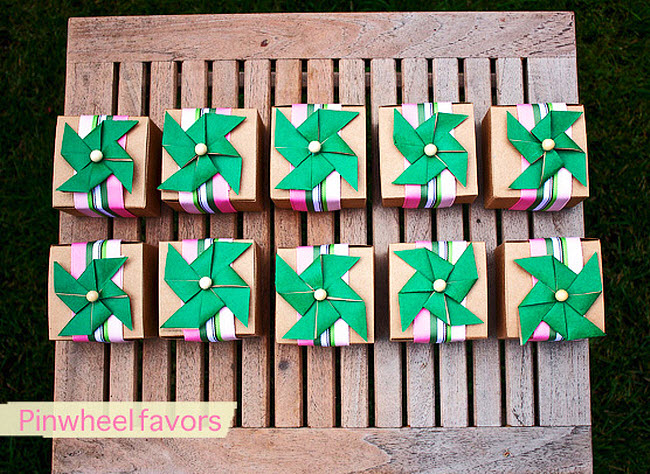 DIY Pinwheel Favor Boxes