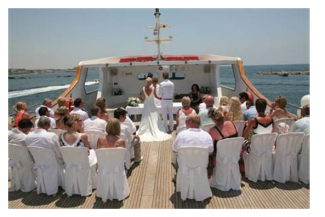 wedding on board a yacht