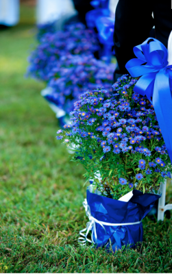 blue wedding flowers