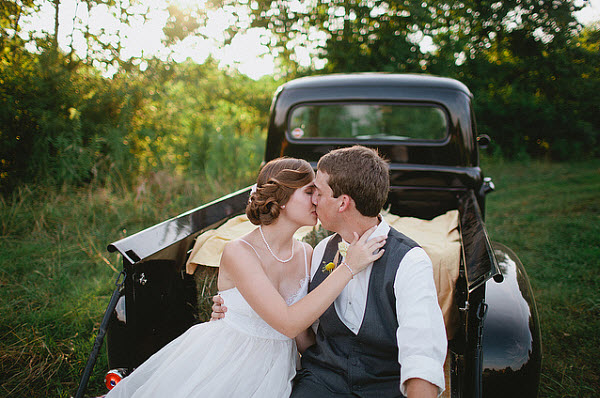 summer wedding bride and groom