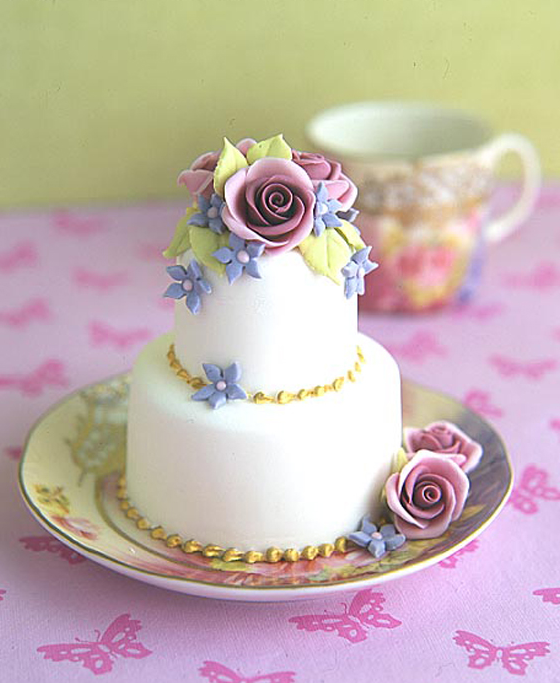 cupcake with rose detail
