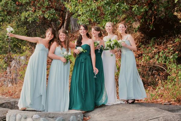 What You Should NEVER Do As a Bridesmaid
