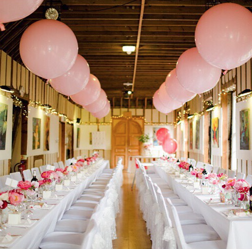 The perfect Wedding Breakfast layout by Bubblegum Balloons