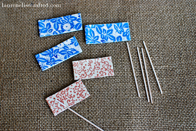 DIY Cake Toppers: Mini Flags | The Dessy Group